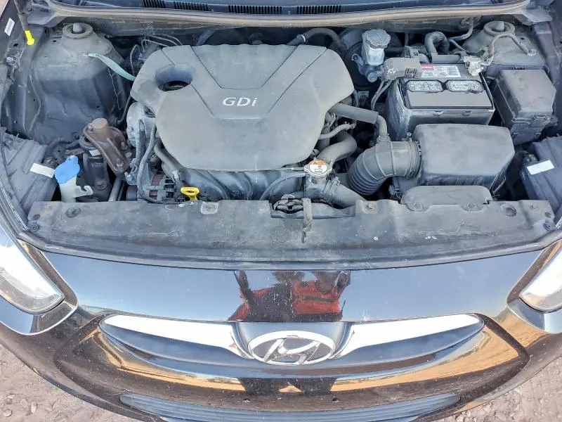 2012 HYUNDAI ACCENT GLS  