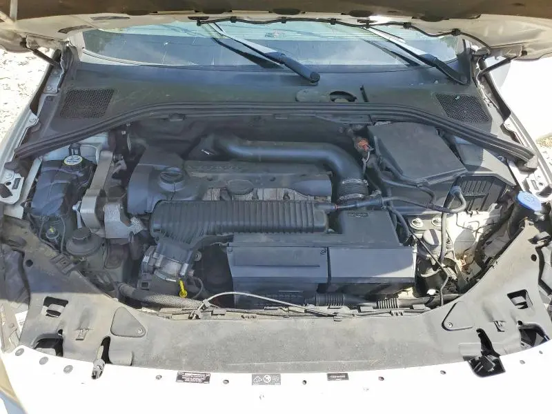 2012 VOLVO S60 T5  