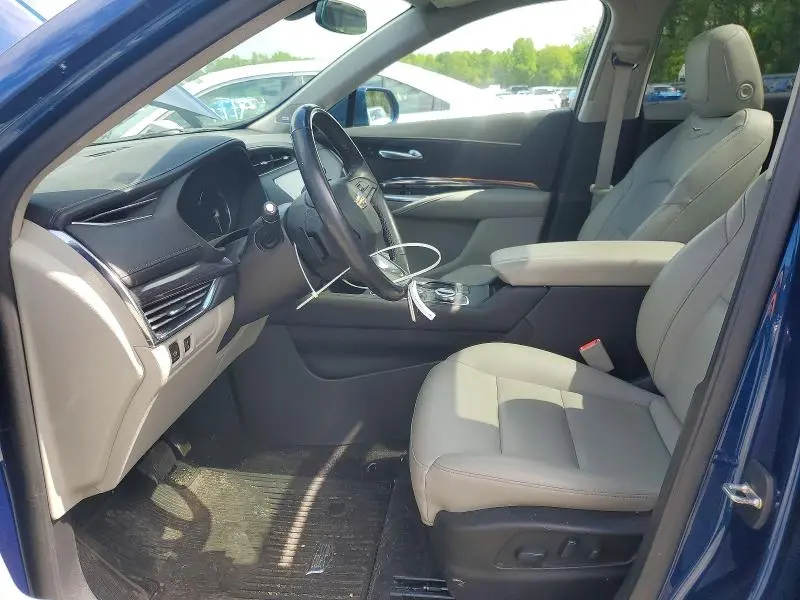 2019 CADILLAC XT4 LUXURY  