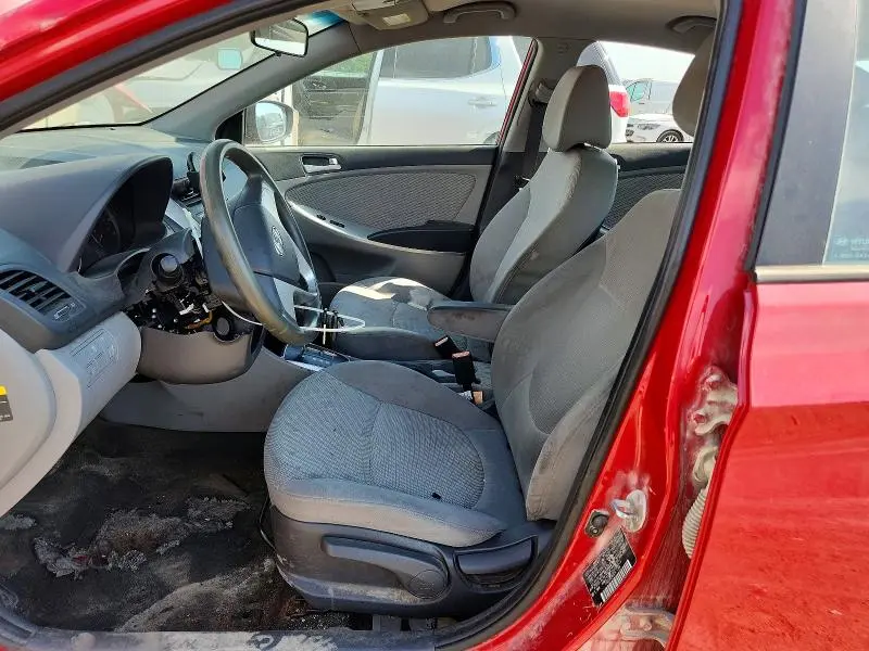 2013 HYUNDAI ACCENT GLS  