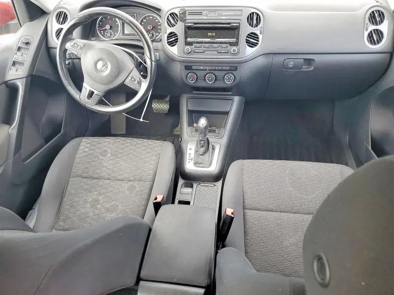 2013 VOLKSWAGEN TIGUAN S  