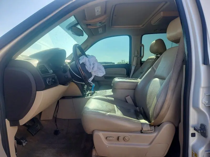 2013 GMC YUKON DENALI  