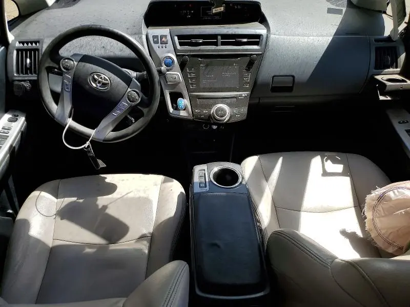 2015 TOYOTA PRIUS V THREE  