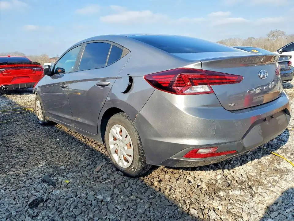 2020 HYUNDAI ELANTRA SE  