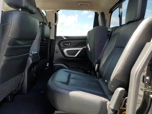 2017 NISSAN TITAN XD SL  