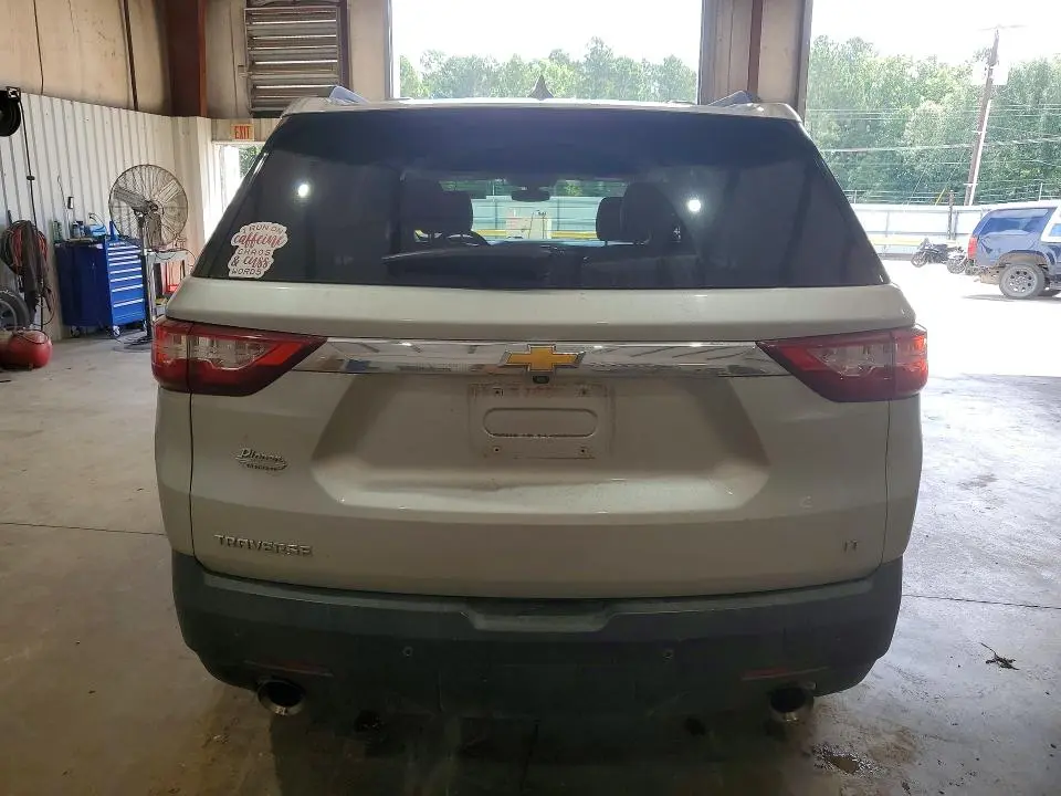 2020 CHEVROLET TRAVERSE LT  