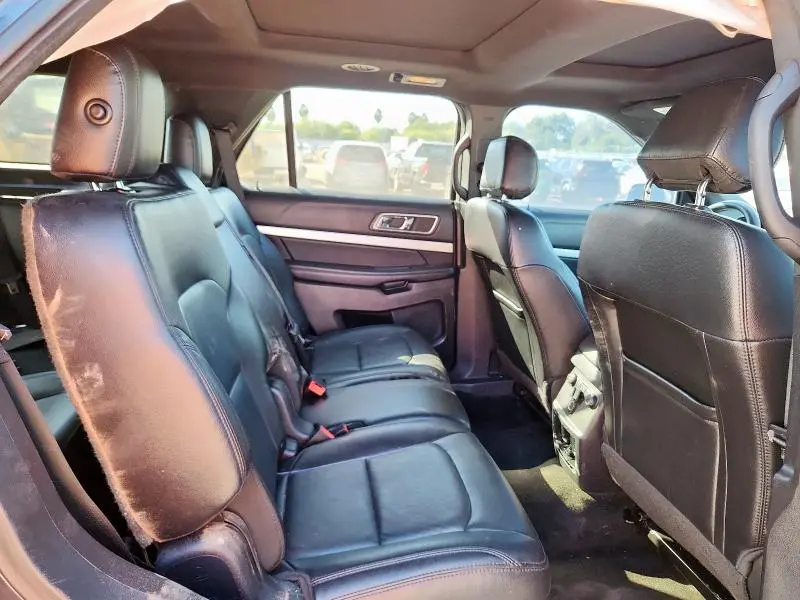 2017 FORD EXPLORER XLT  