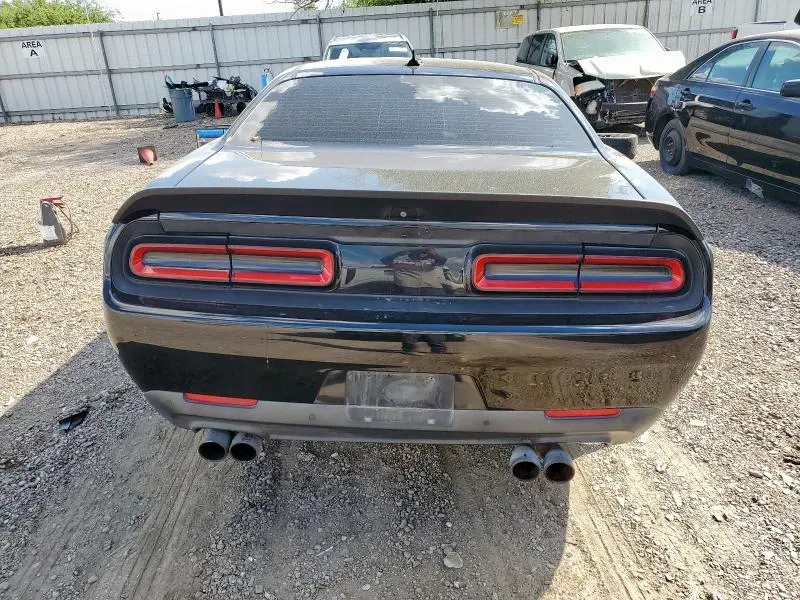 2016 DODGE CHALLENGER SXT  