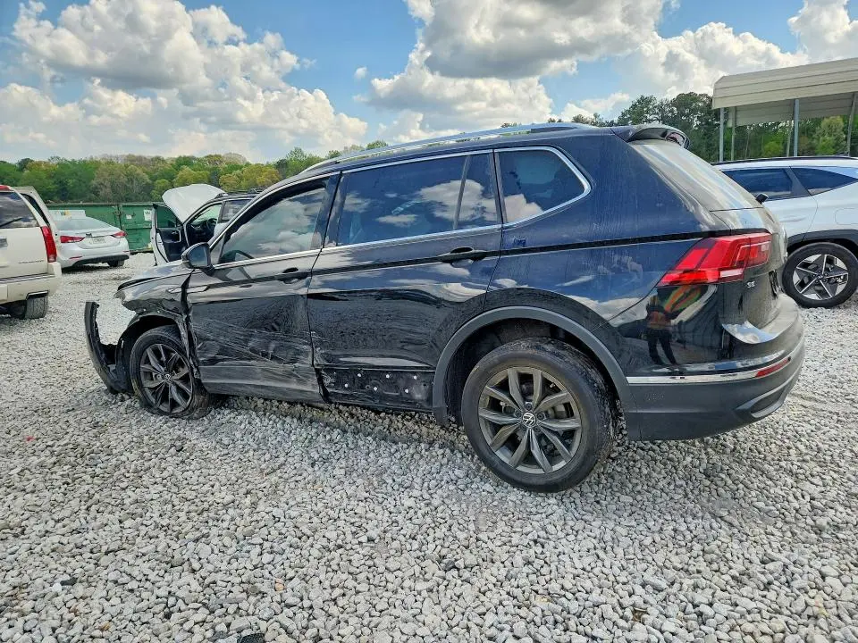 2022 VOLKSWAGEN TIGUAN SE  