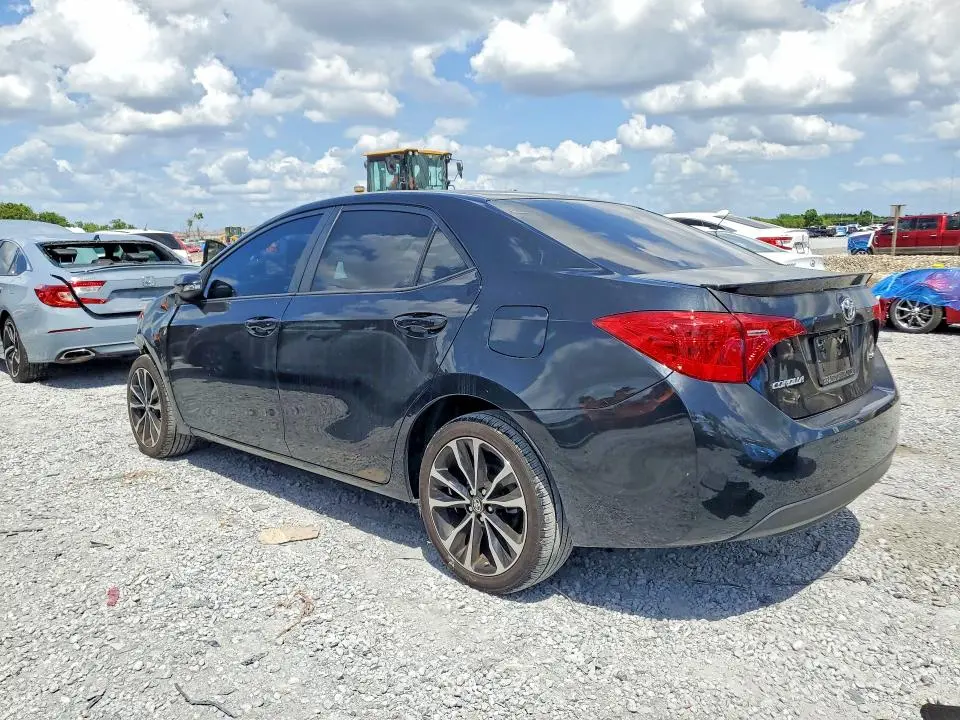 2018 TOYOTA COROLLA SE  