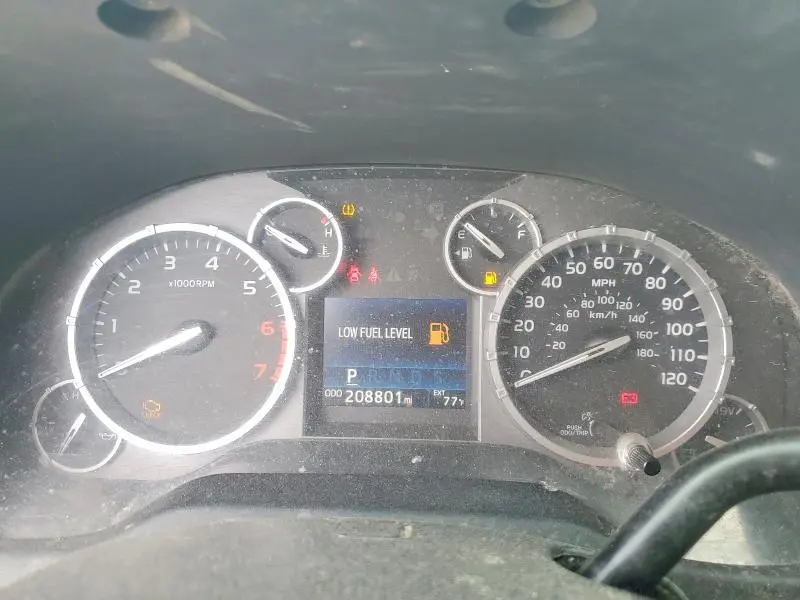2015 TOYOTA TUNDRA SR5  
