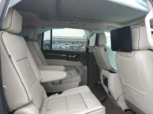 2021 GMC YUKON XL DENALI  