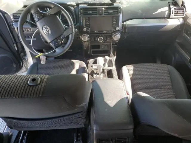 2023 TOYOTA 4RUNNER SE  