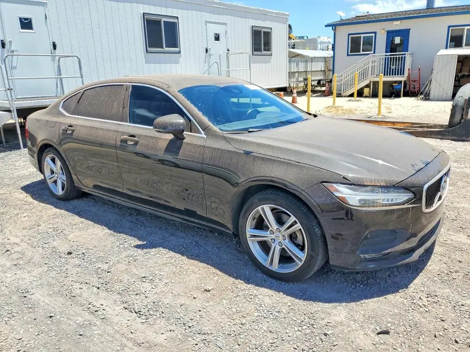 2019 VOLVO S90   