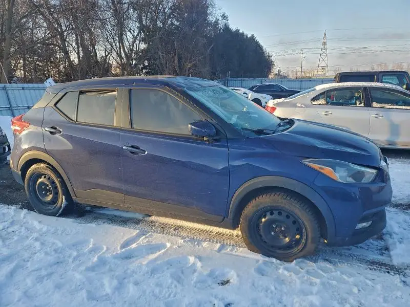 2019 NISSAN KICKS S  