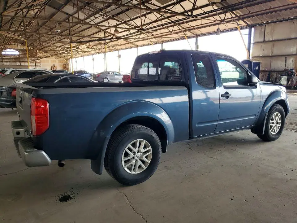 2017 NISSAN FRONTIER SV V6  