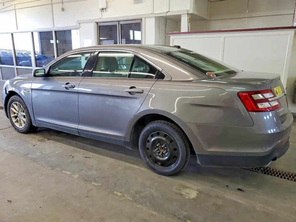 2013 FORD TAURUS SE  