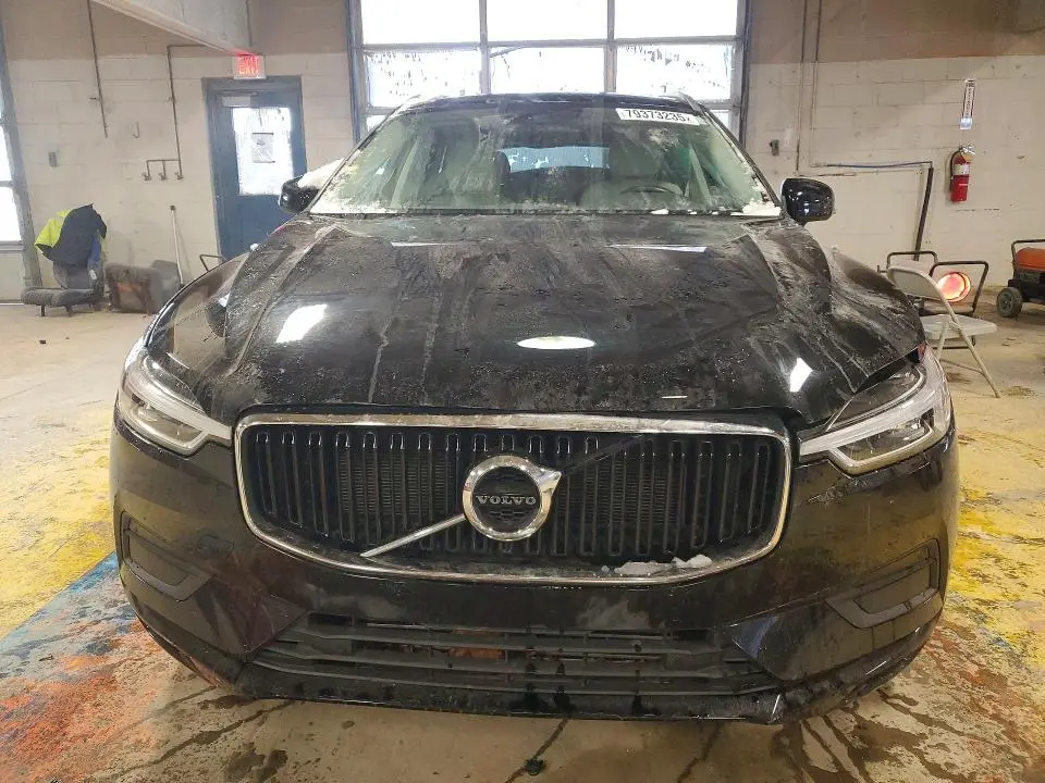 2019 VOLVO XC60 T6 MOMENTUM  