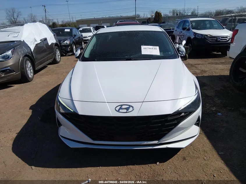 2021 HYUNDAI ELANTRA SEL