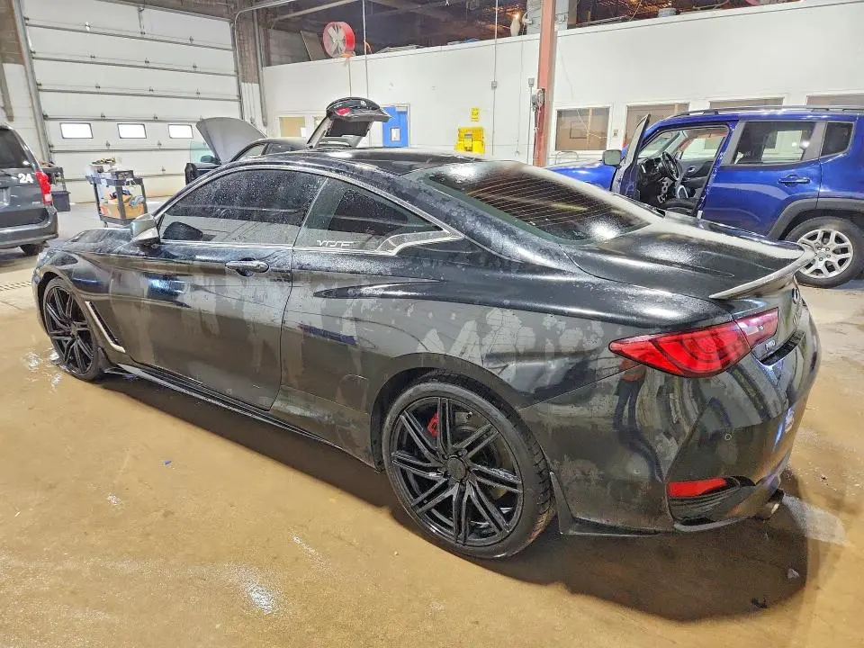 2018 INFINITI Q60 RED SPORT 400  