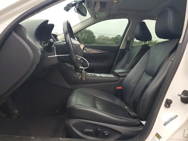 2015 INFINITI Q50 PREMIUM  