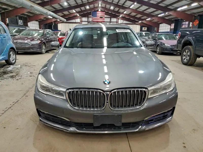 2016 BMW 750 XI  