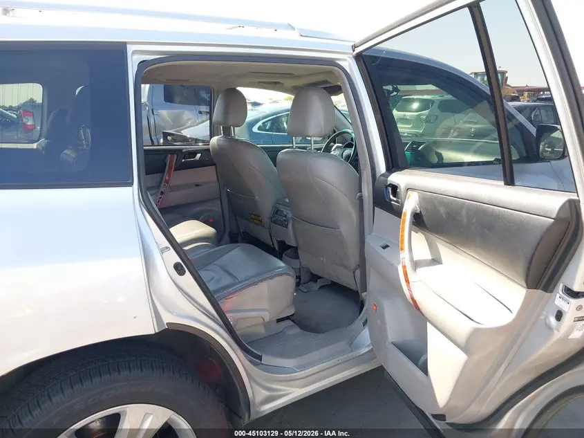 2010 TOYOTA HIGHLANDER LIMITED V6