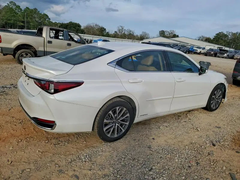 2022 LEXUS ES 300H BASE  