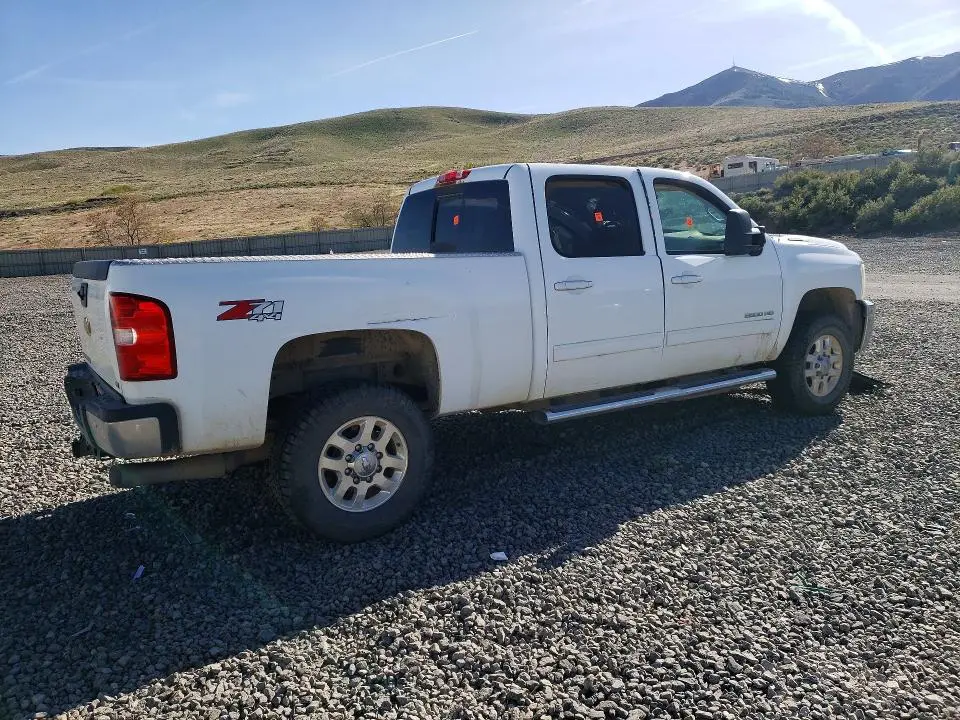 2013 CHEVROLET SILVERADO K2500 HEAVY DUTY LTZ  