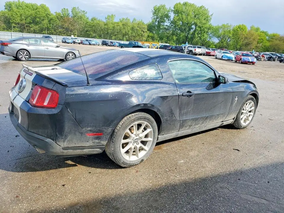 2011 FORD MUSTANG   