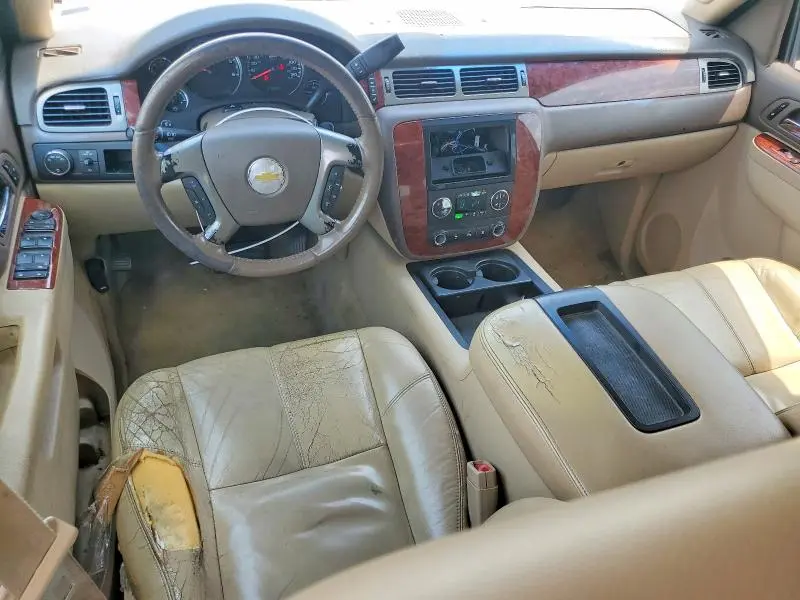 2011 CHEVROLET SUBURBAN C1500 LT  