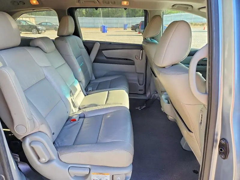 2011 HONDA ODYSSEY   