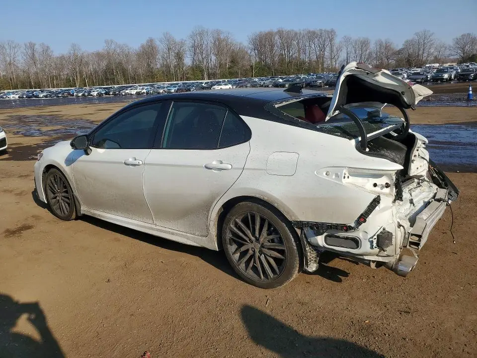 2021 TOYOTA CAMRY XSE  