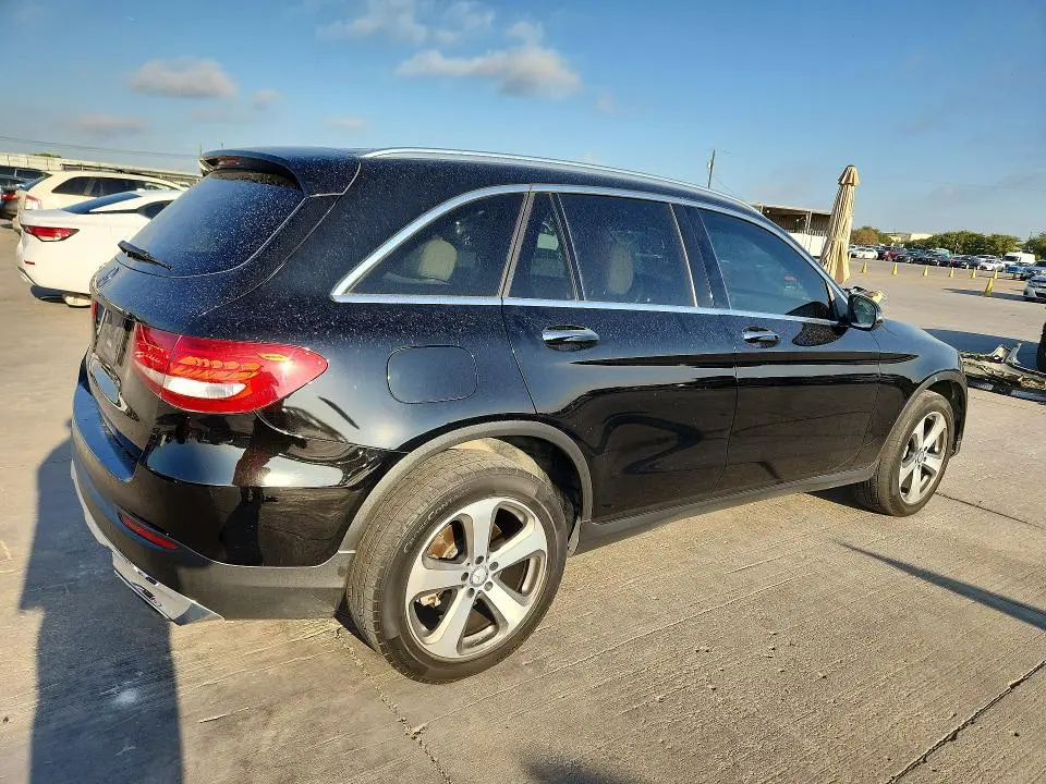 2016 MERCEDES-BENZ GLC 300  