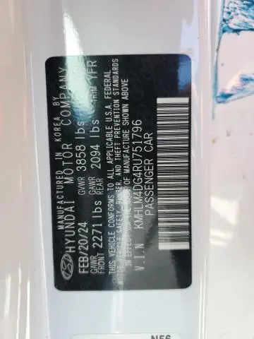 2024 HYUNDAI ELANTRA SEL  