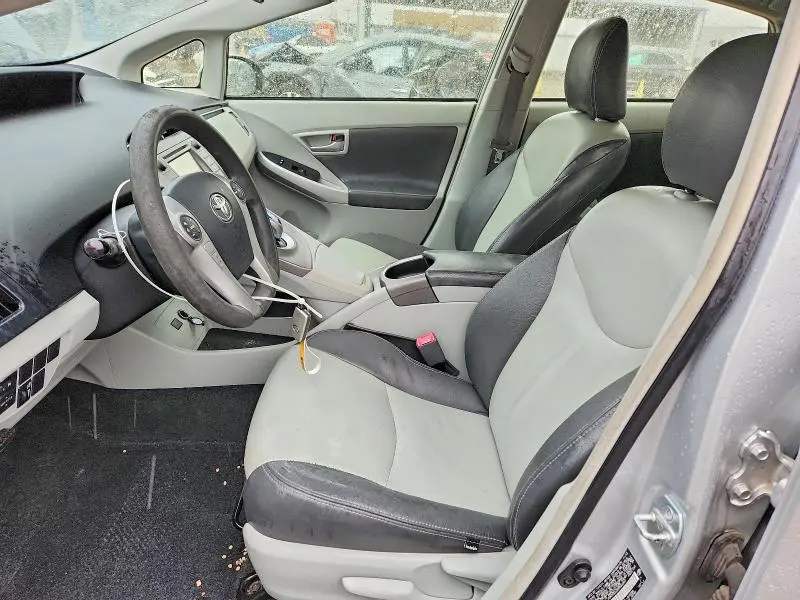 2013 TOYOTA PRIUS   