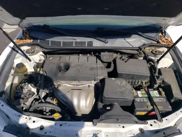 2010 TOYOTA CAMRY BASE  