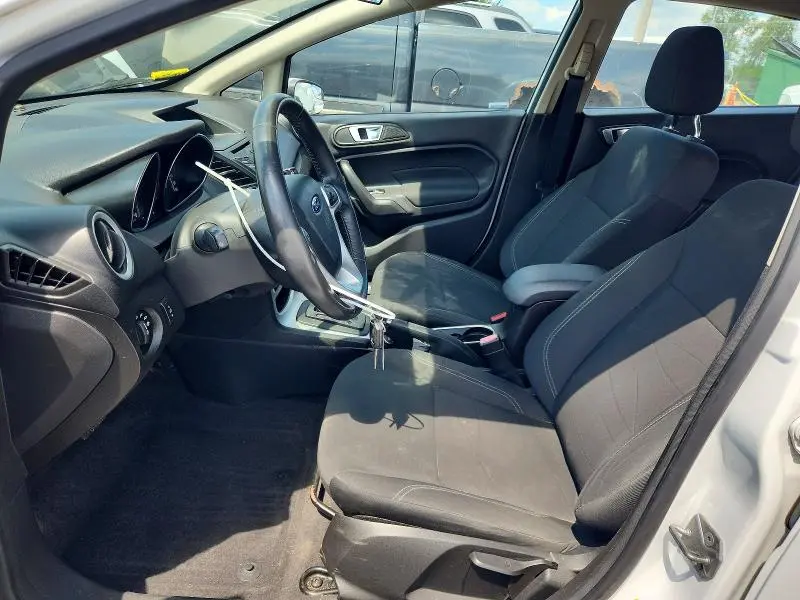 2016 FORD FIESTA SE  