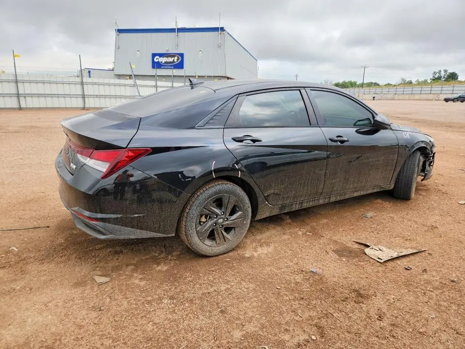2021 HYUNDAI ELANTRA SEL  