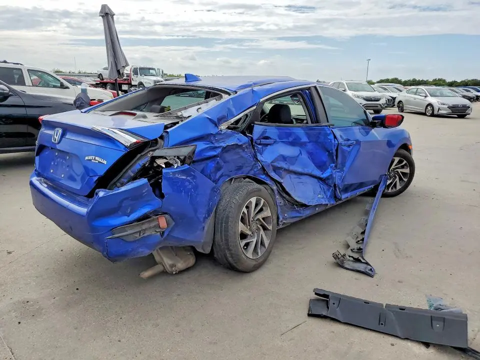 2018 HONDA CIVIC EX  