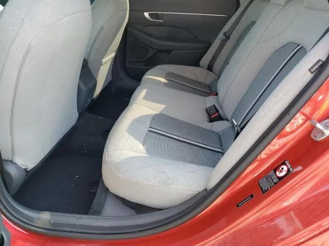 2020 HYUNDAI SONATA SE  