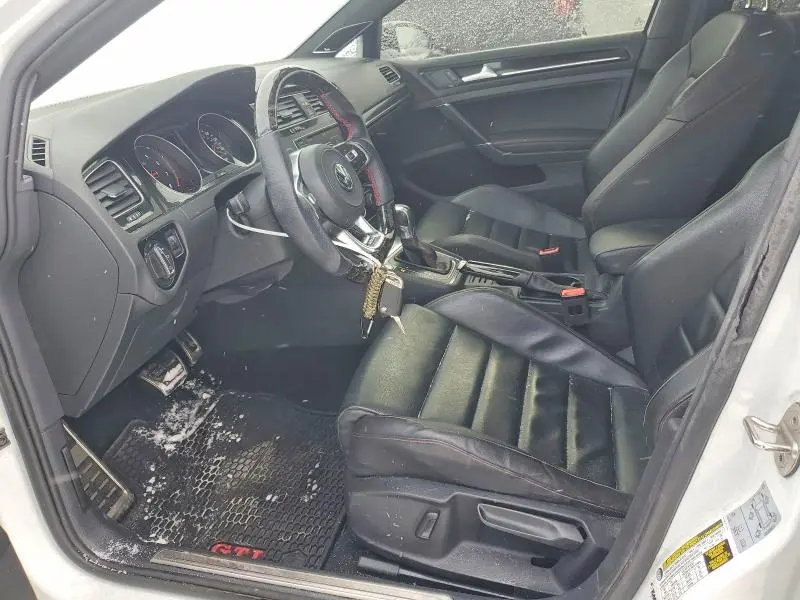 2017 VOLKSWAGEN GTI S/SE  