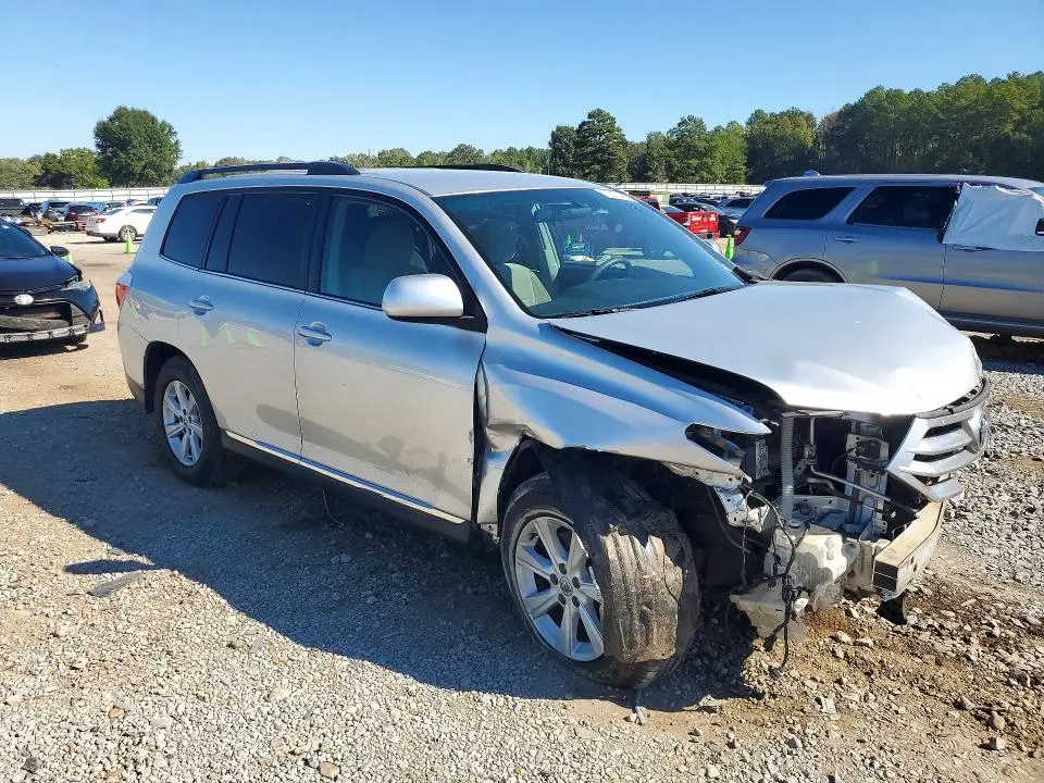 2012 TOYOTA HIGHLANDER BASE  