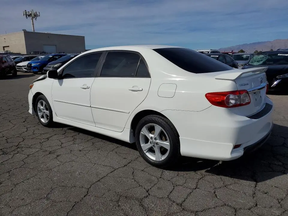 2013 TOYOTA COROLLA S  