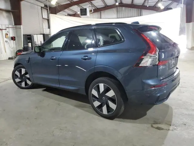 2024 VOLVO XC60 PLUS  