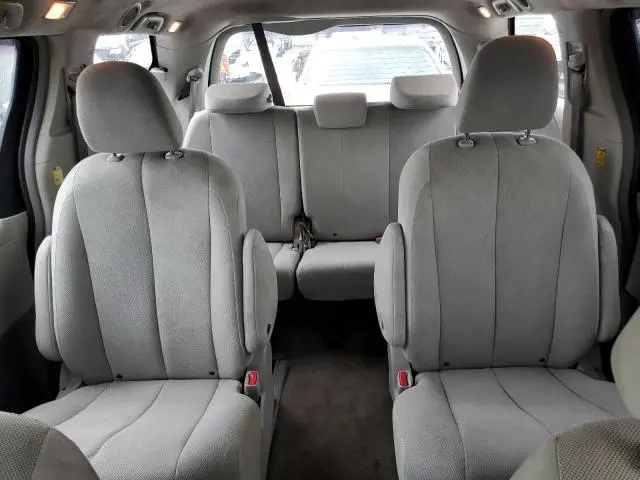 2011 TOYOTA SIENNA BASE