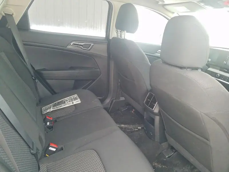 2024 KIA SPORTAGE LX  