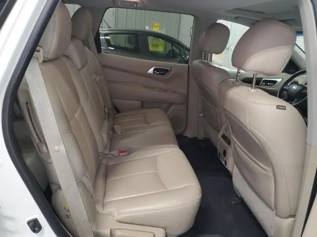 2016 NISSAN PATHFINDER S  