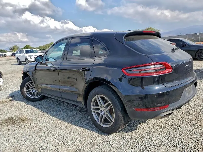 2018 PORSCHE MACAN   