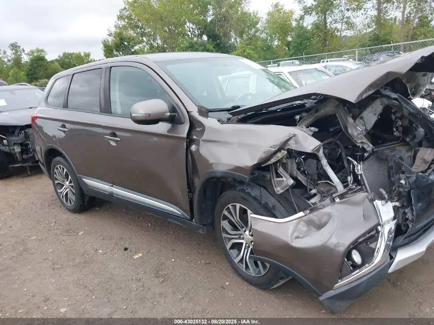 2017 MITSUBISHI OUTLANDER SE/SEL